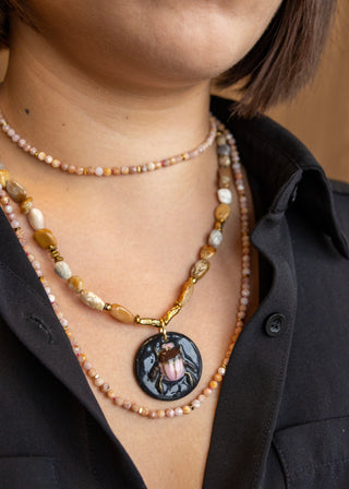 Collier Khepri Corail Jade noir