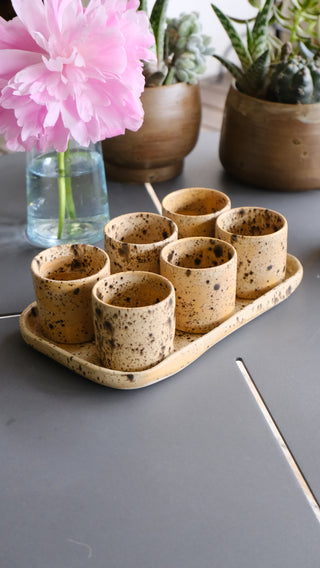 6 tasses à café + plateau – Création Jolila